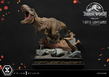 T-Rex & Carnotaurus (Jurassic World: Fallen Kingdom) (Deluxe Version) 1/15 Scale Statue